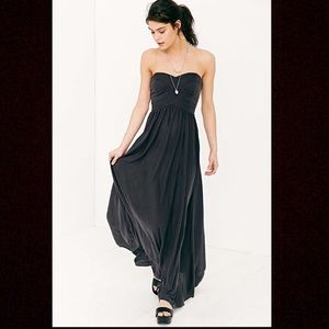 Kimchi blue Gretchen strapless maxi dress